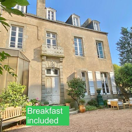 L'Hotel de Hercé Chambre d'Hote Mayenne Buitenkant foto