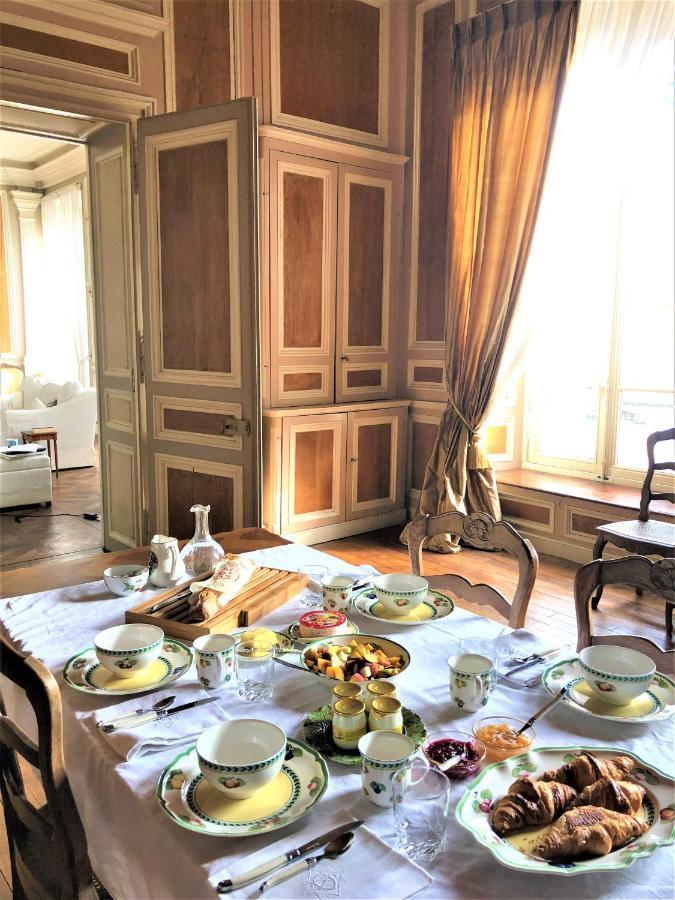 L'Hotel de Hercé Chambre d'Hote Mayenne Buitenkant foto