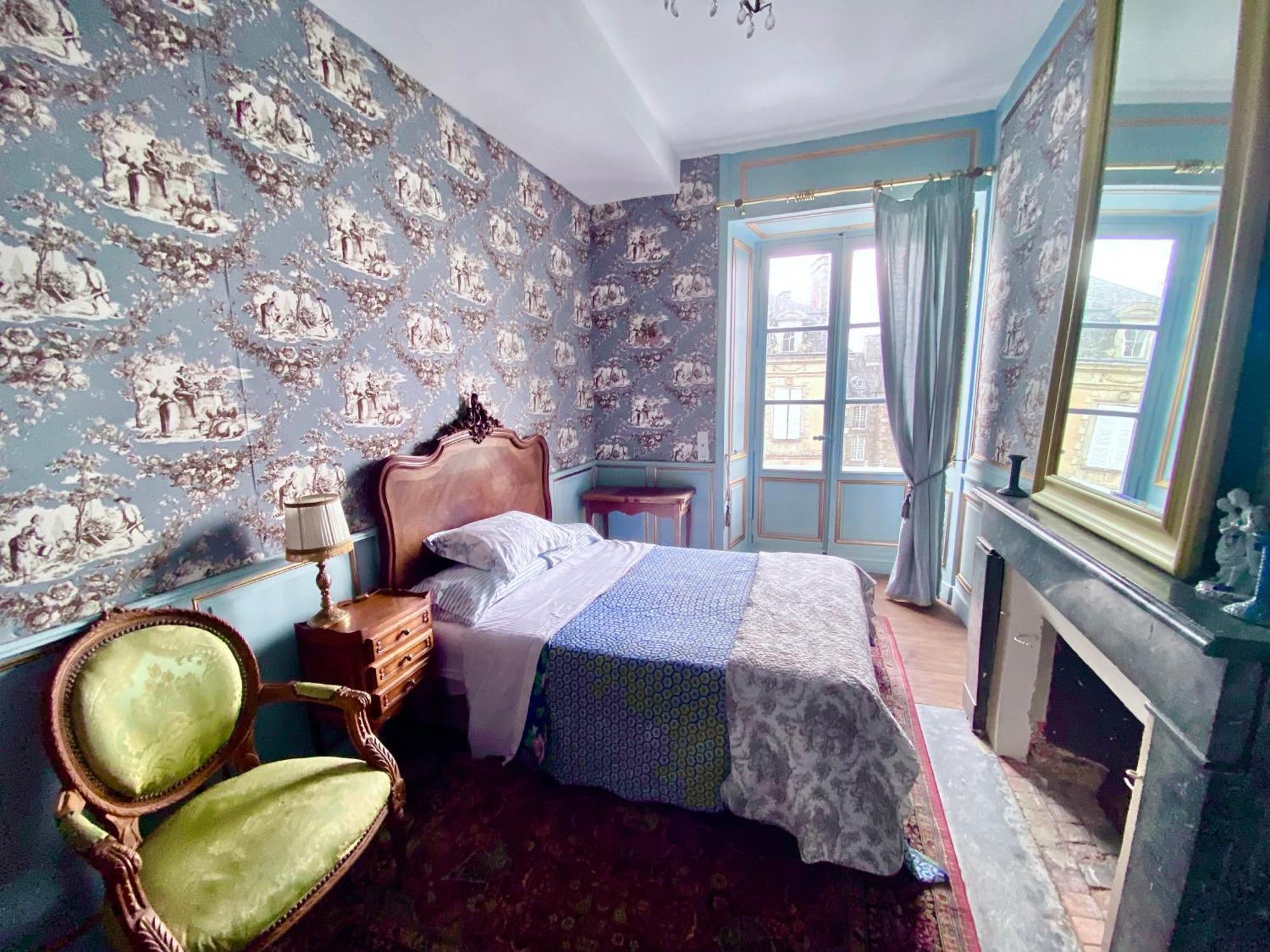 L'Hotel de Hercé Chambre d'Hote Mayenne Buitenkant foto