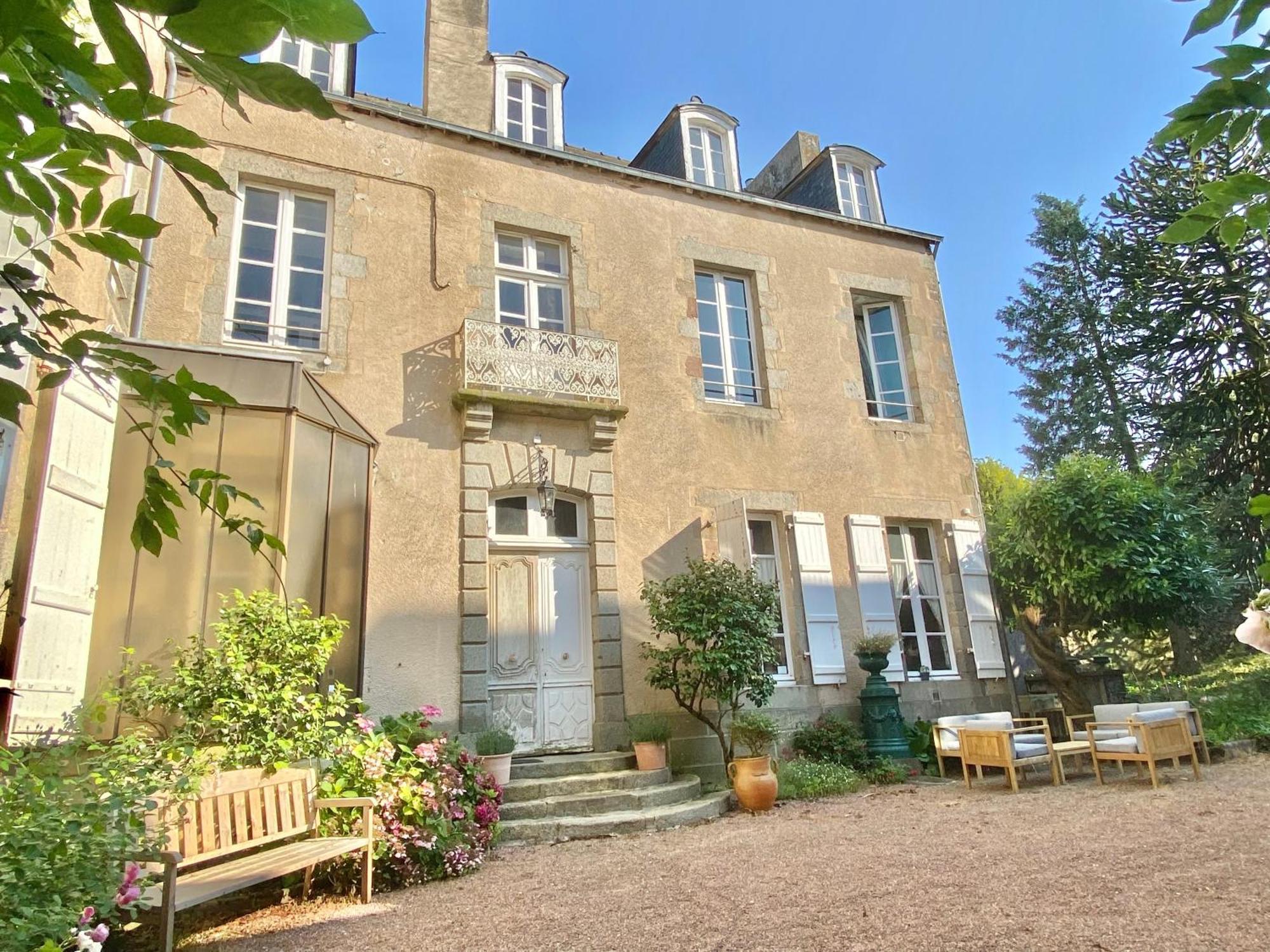 L'Hotel de Hercé Chambre d'Hote Mayenne Buitenkant foto